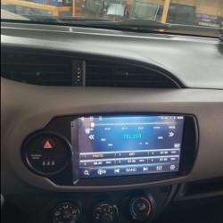 TOYOTA YARIS Τοποθέτηση οθόνη DIGITAL IQ RTG 4737_CPA (9inc)